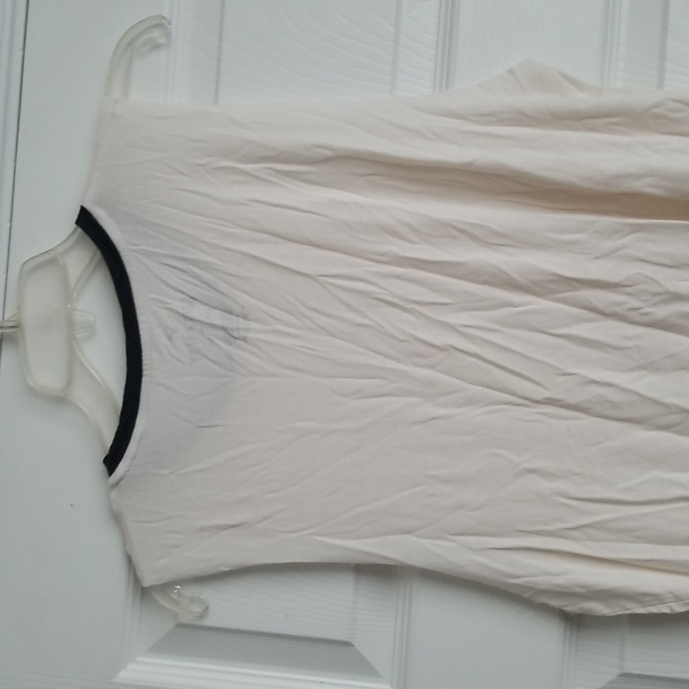 American Eagle Soft & Sexy Sleeveless Tee - Picture 8 of 11